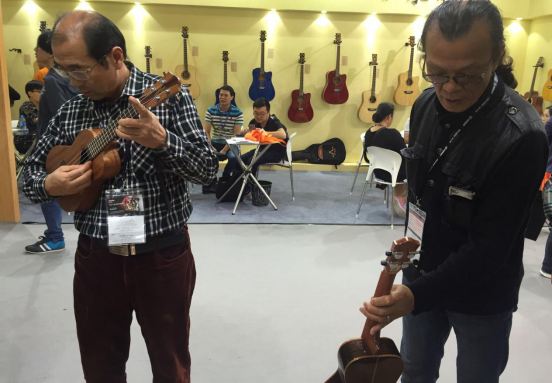 Nices 2016上海国际乐器展完美收官 Koaloha Boss现场指导