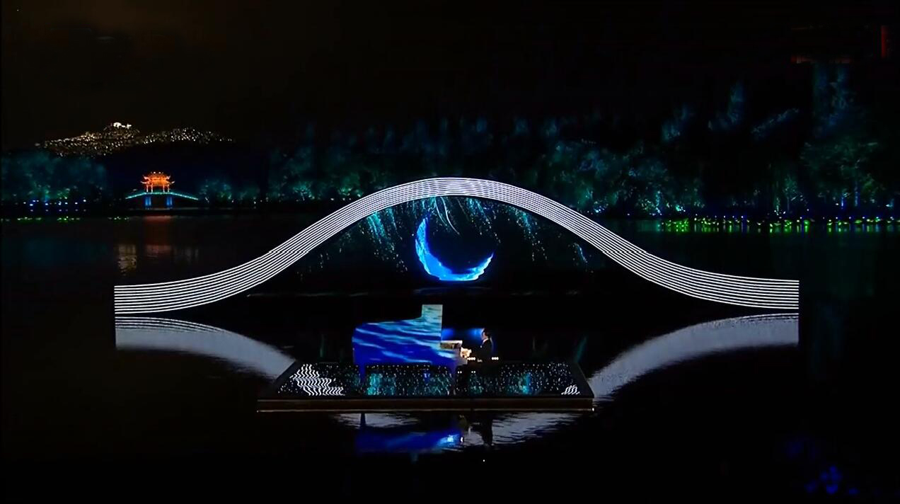 G20杭州峰会文艺演出   吴牧野弹的是哪个品牌的钢琴你知道吗？