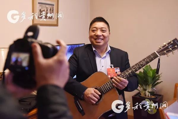 吉他大王不会弹吉他，却把吉他卖到全世界！