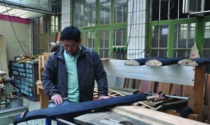 木匠跨界 琴有独钟 平度马祥伟用绝活让小小木头价值翻百倍