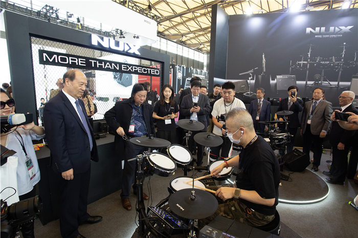 申城享“乐”，金秋共鸣——2024中国（上海）国际乐器展览会盛装启幕